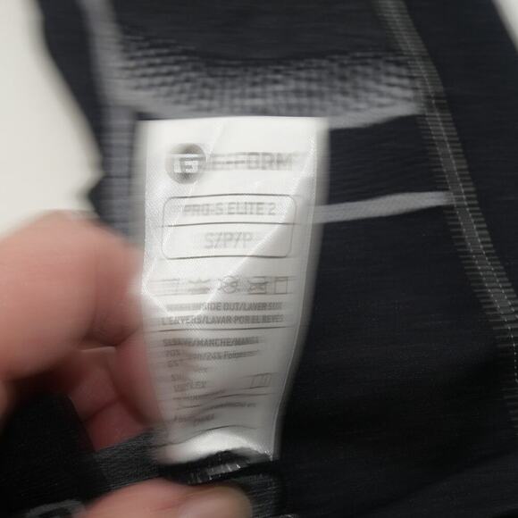 NEW G-Form Pro-S Elite 2 Shin Guards Adult Size Small Silver - Picture 5 of 5